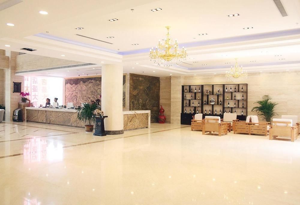 Weishi International Hotel Qing Zhou 외부 사진